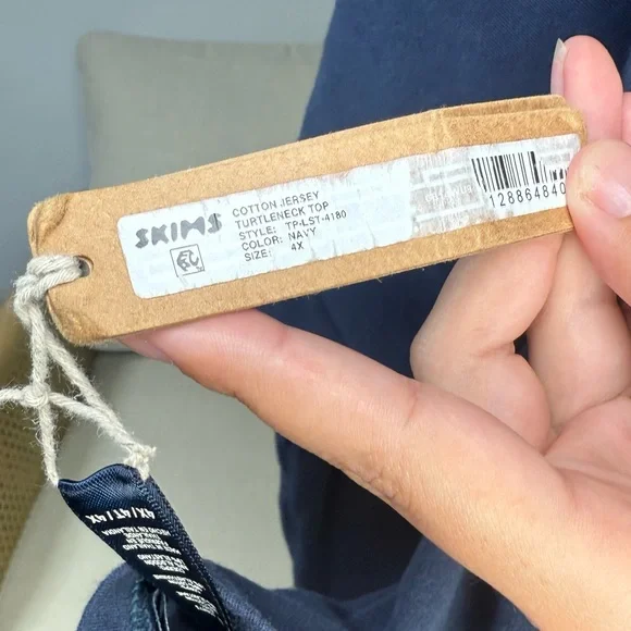 NWT Skims Cotton Jersey Turtleneck Long Sleeve - Picture 4 of 5